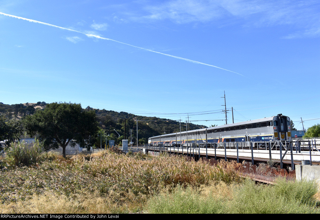 Amtrak Train # 543 leaving MTZ behind